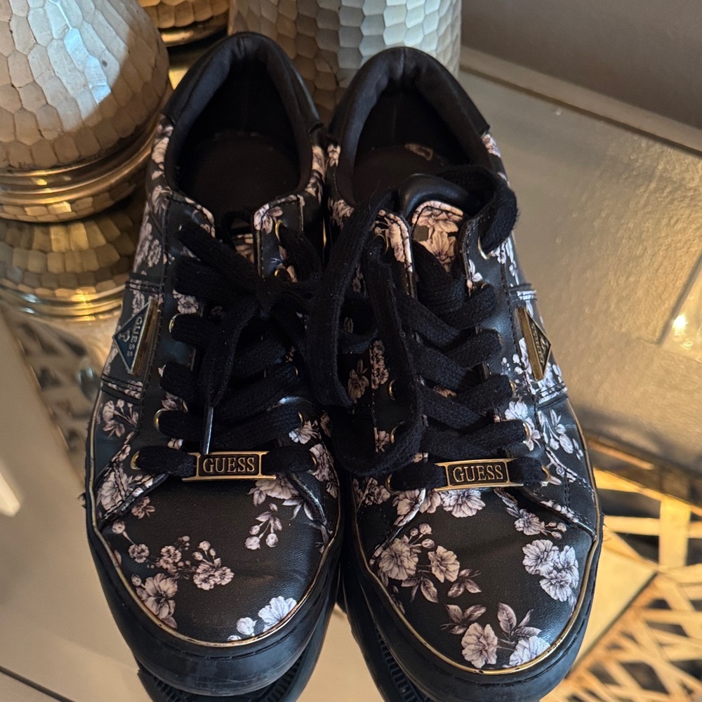 Guess Women's Black and White Floral Sneakers